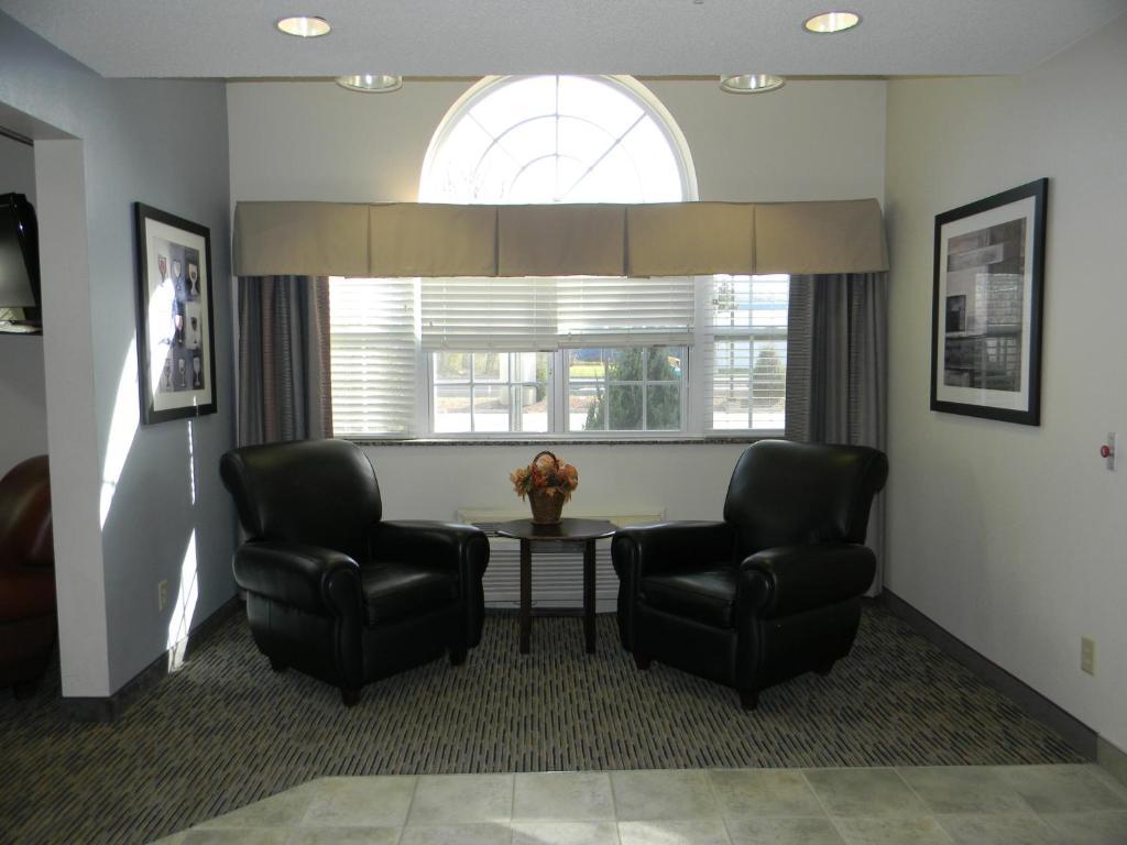 Microtel Inn & Suites Bath Exterior photo